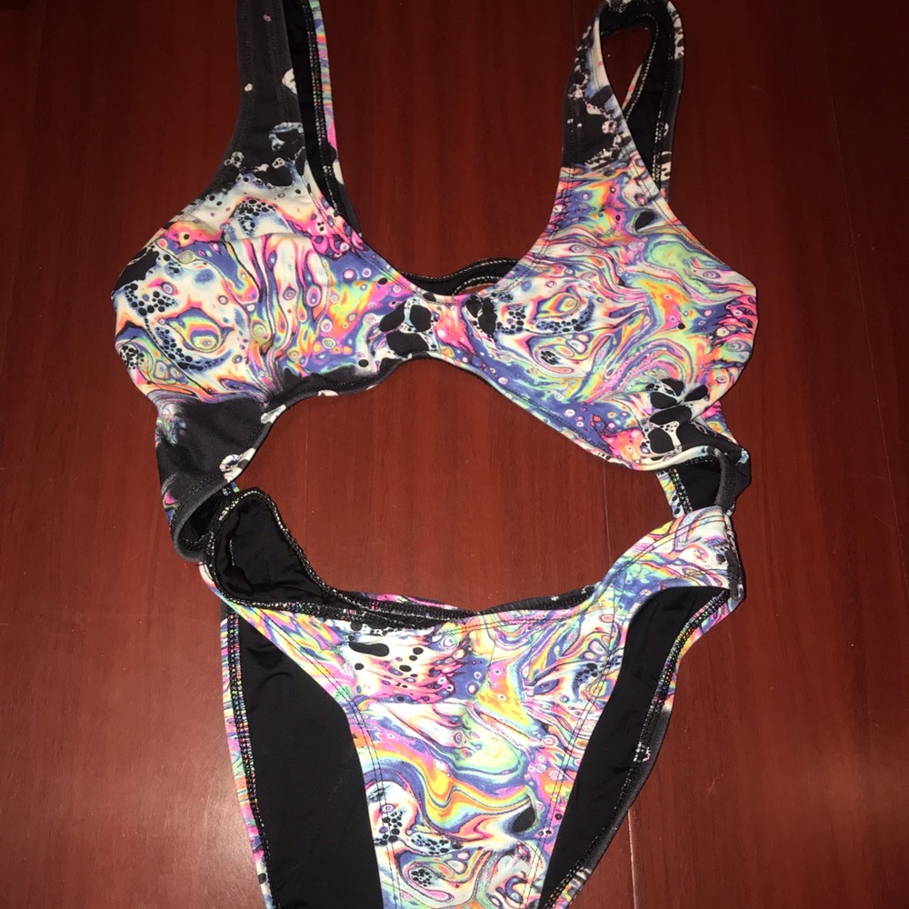 Iheart raves bodysuit